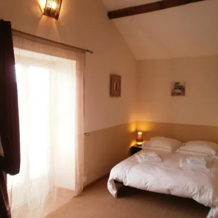 Aux Jardins De L'emiliere Bed & Breakfast