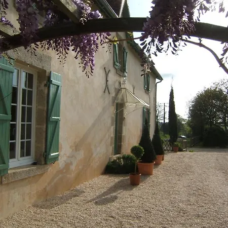 Aux Jardins De L'emiliere Saint-Mathurin (Vendee)